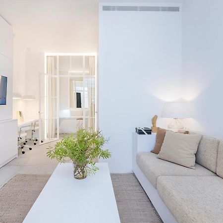 Bhost - Lumiere Suites Cordova Esterno foto