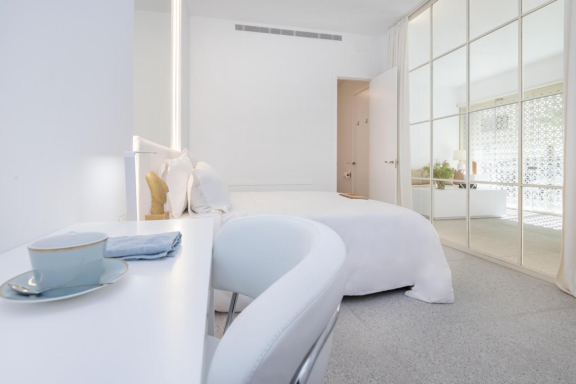 Bhost - Lumiere Suites Cordova Esterno foto