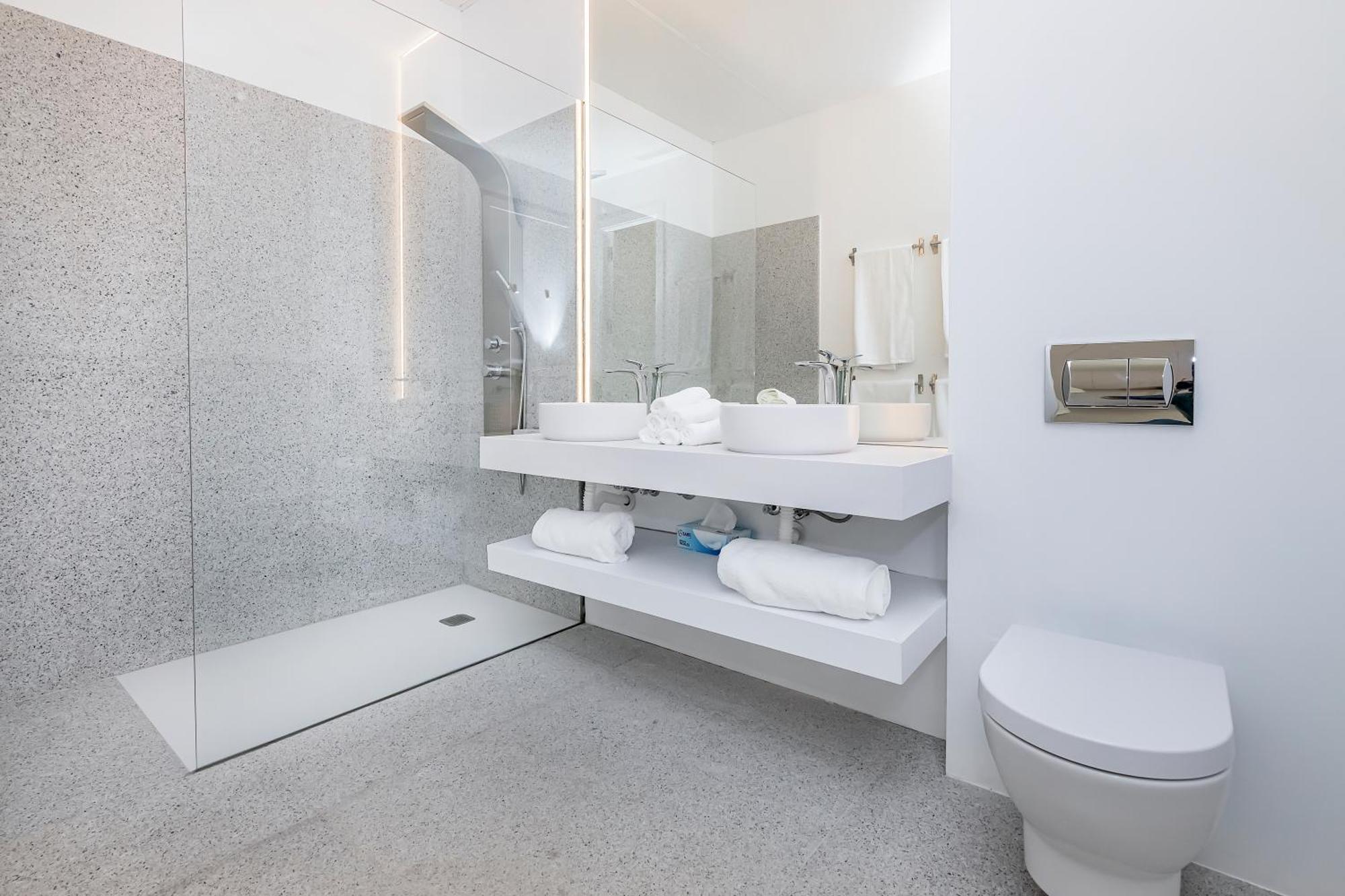 Bhost - Lumiere Suites Cordova Esterno foto