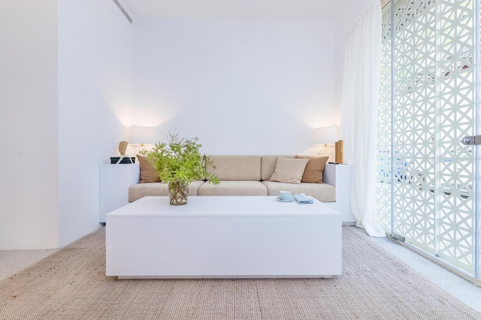 Bhost - Lumiere Suites Cordova Esterno foto