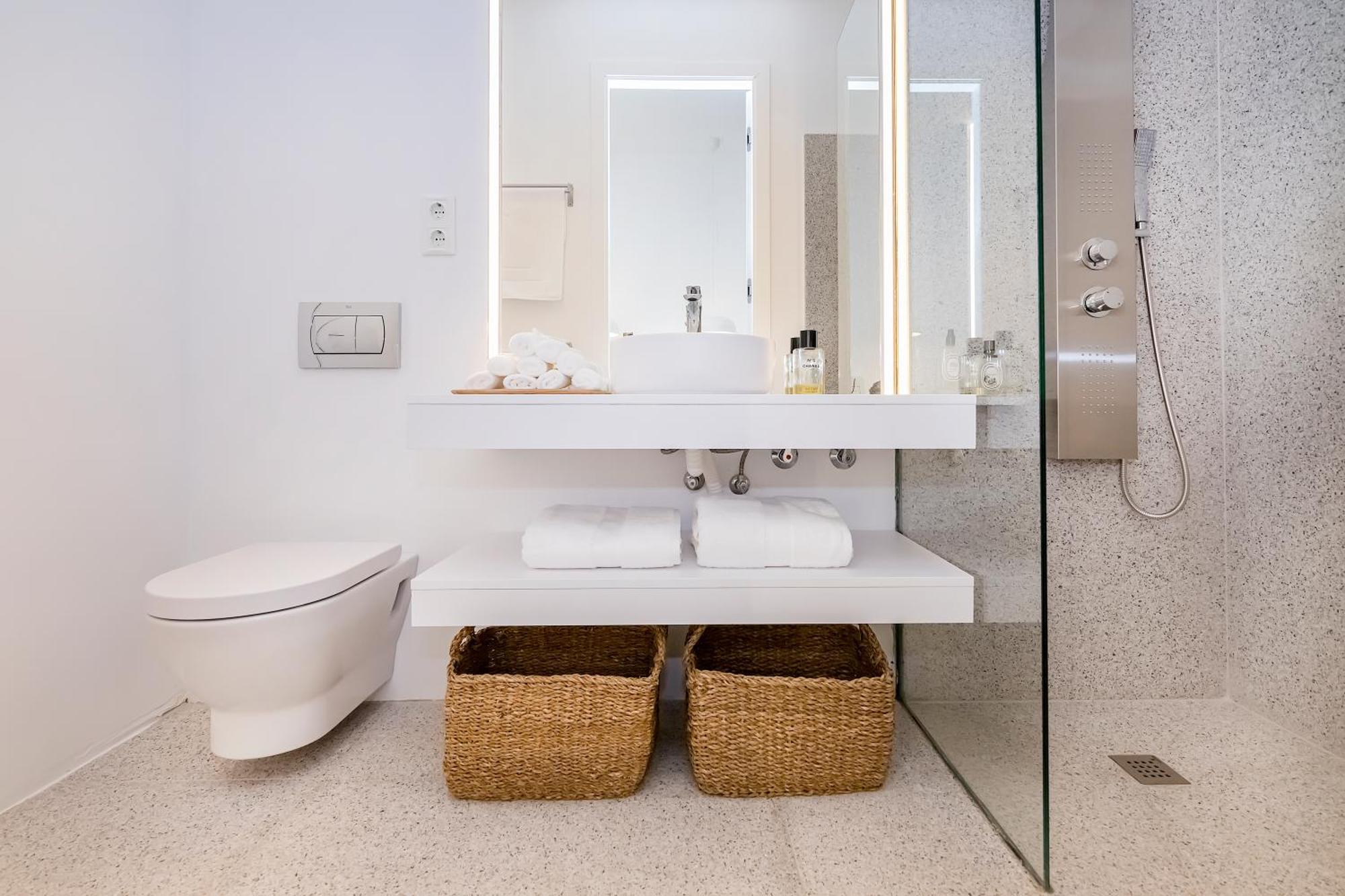 Bhost - Lumiere Suites Cordova Esterno foto